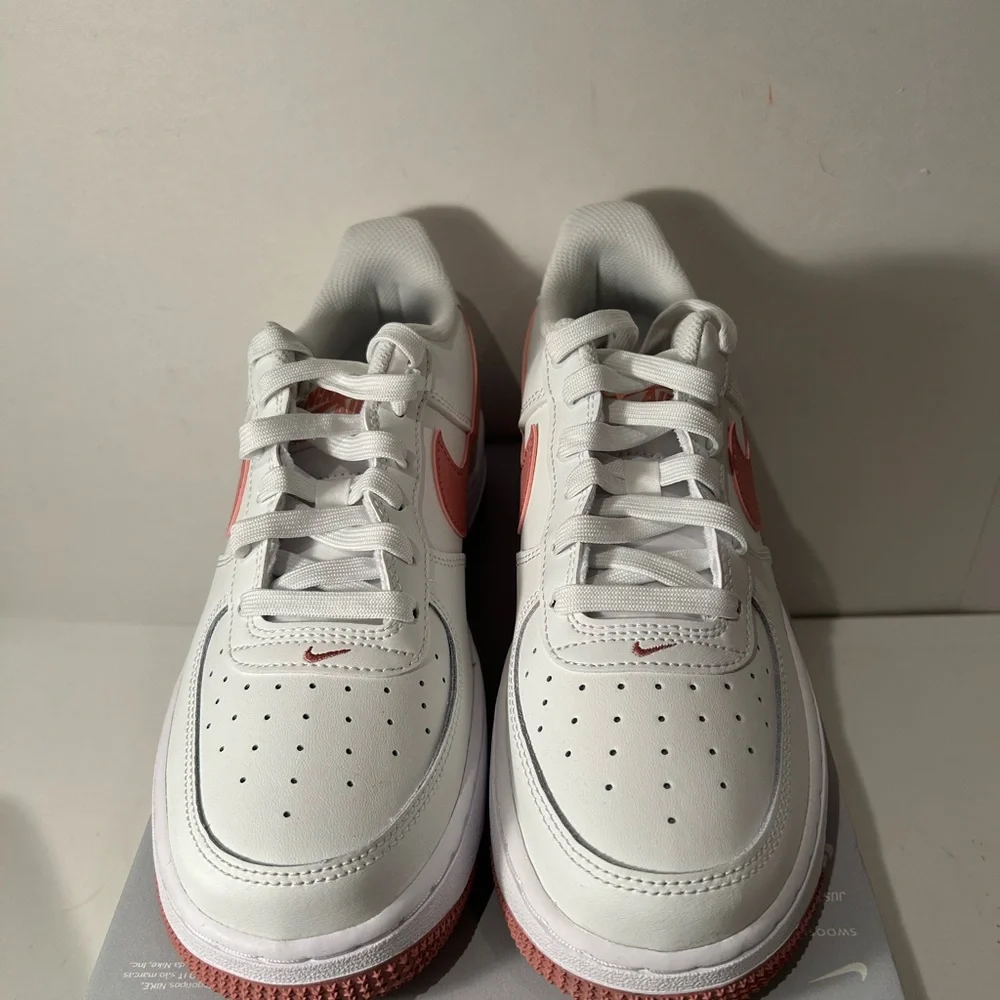 Air Force 1 Low Stardust - Picture 2 of 4